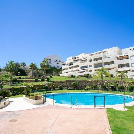 Cyv Nice Apartment W A Pool Close To The Beach Benalmadena Exterior photo