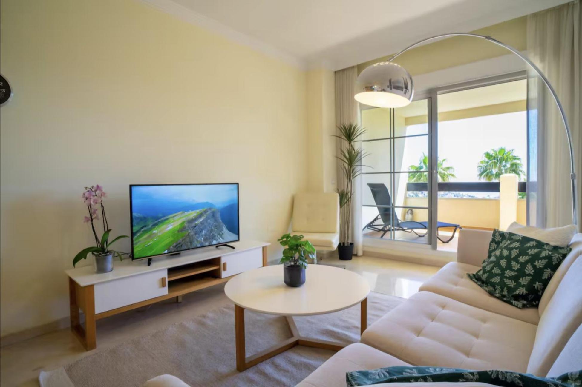 Cyv Nice Apartment W A Pool Close To The Beach Benalmadena Exterior photo